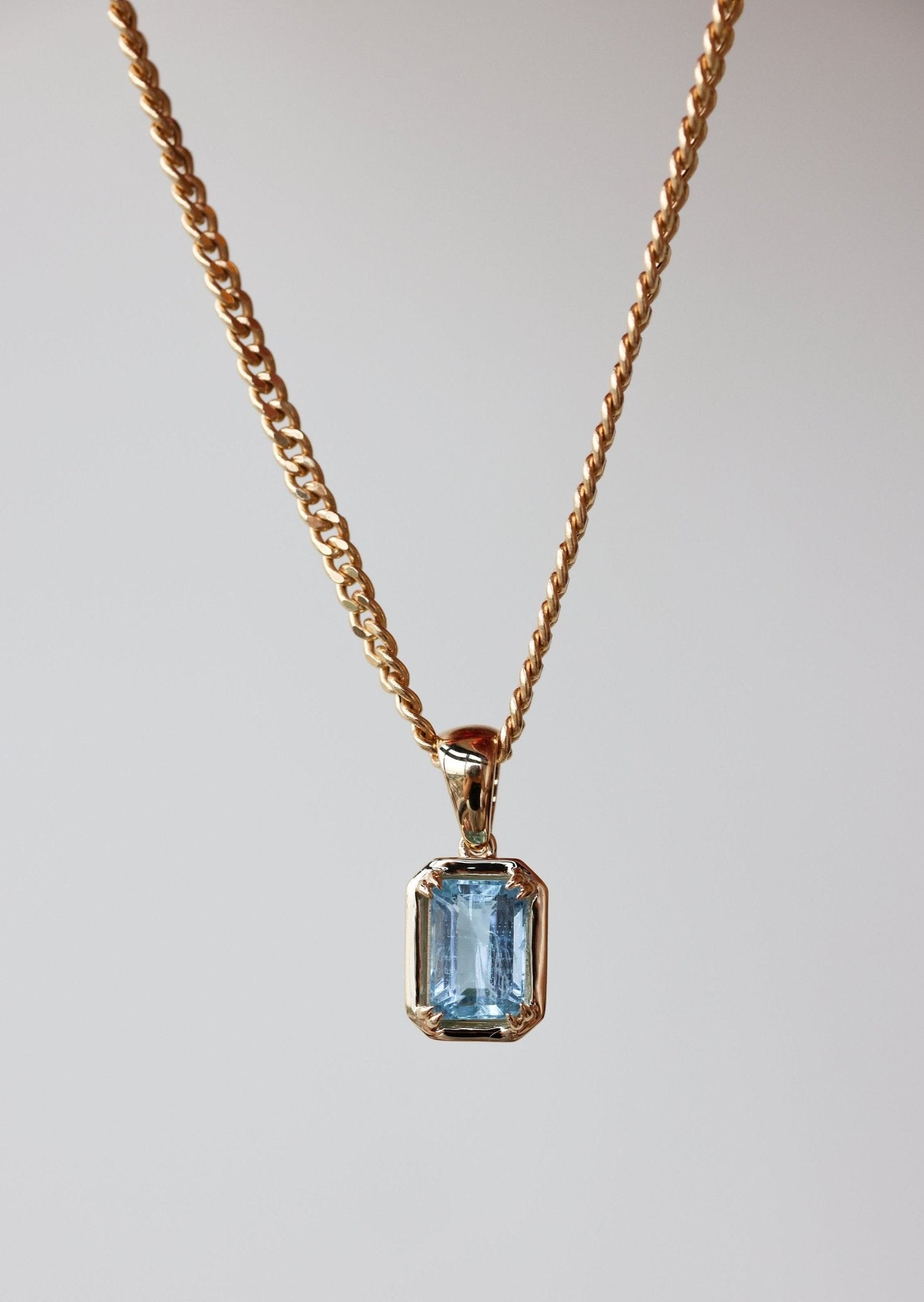 Essence of Emotion - Golden Charm - SIA Jewelry
