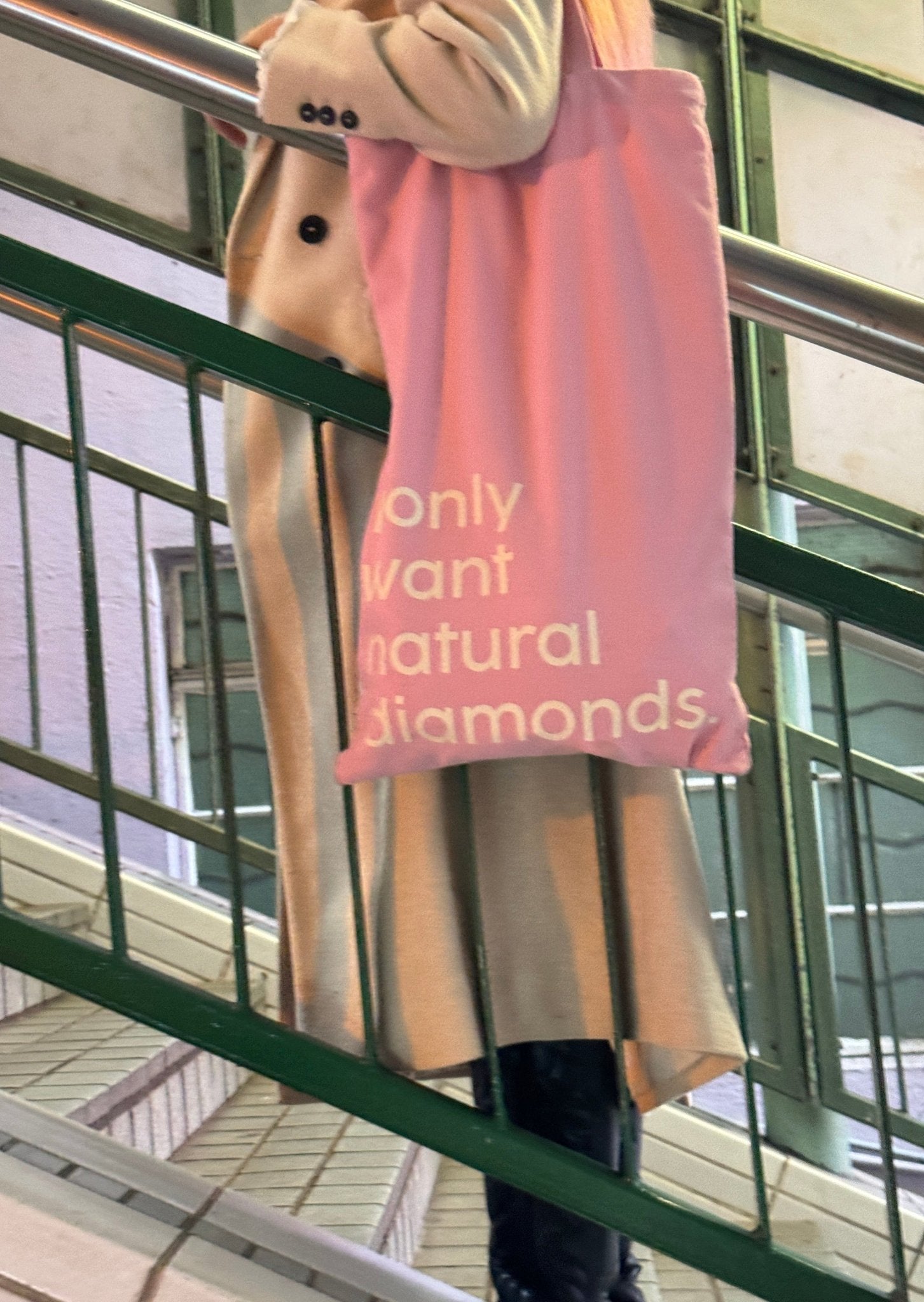 I only want natural diamonds Slogan Bag - SIA Jewelry