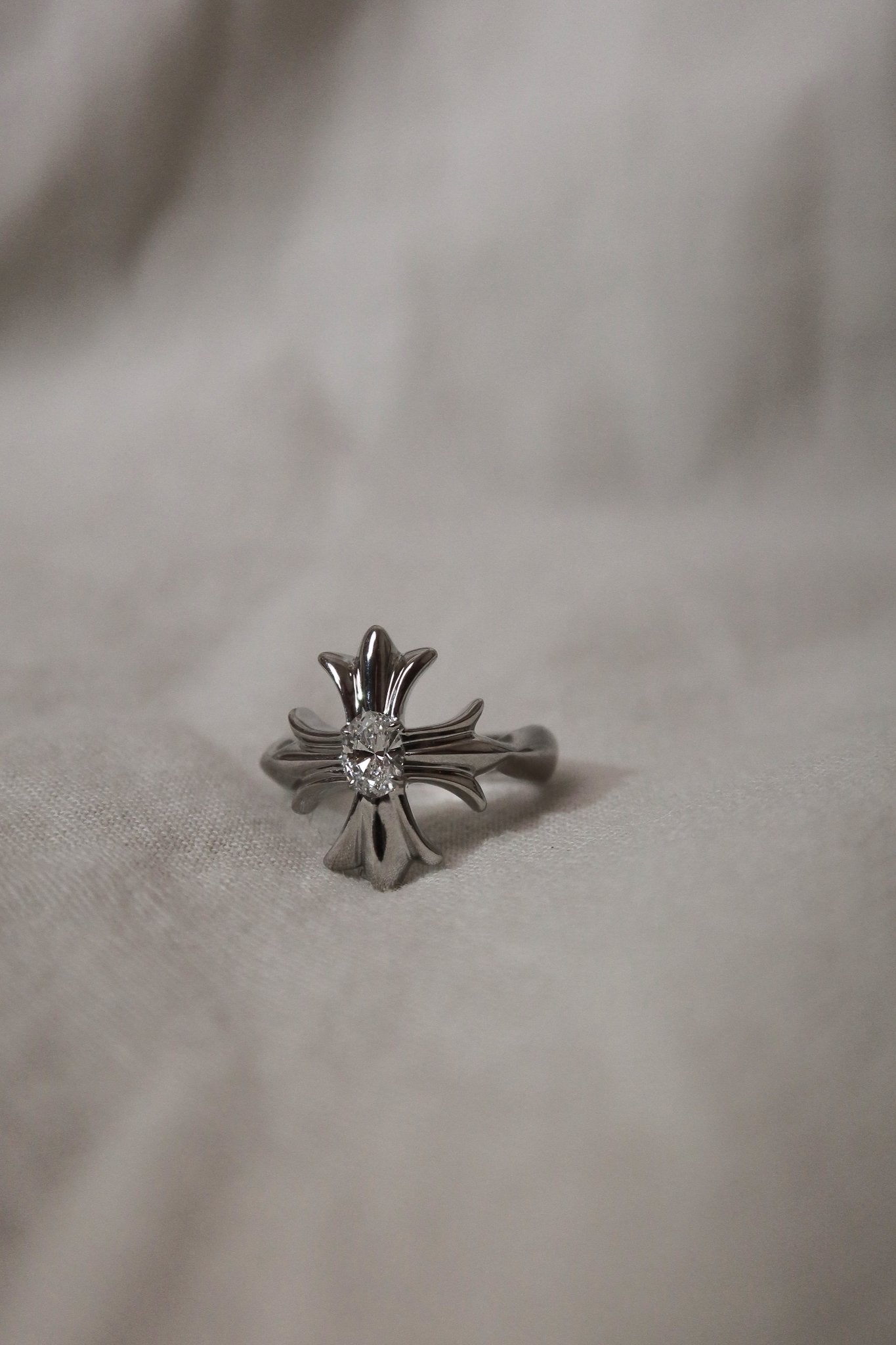 Vintage Diamond Cross Ring - SIA Jewelry
