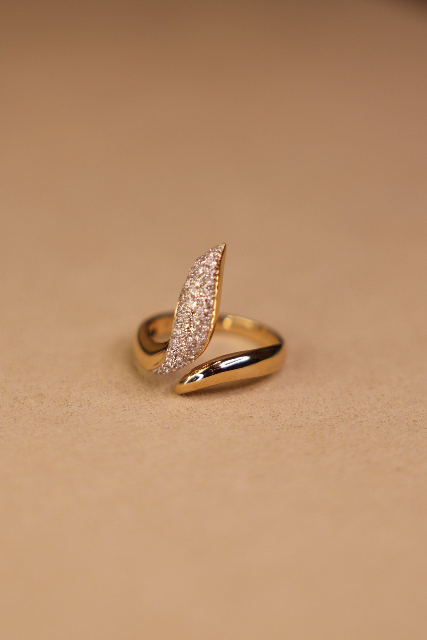Vintage Diamond Fin Ring - SIA Jewelry