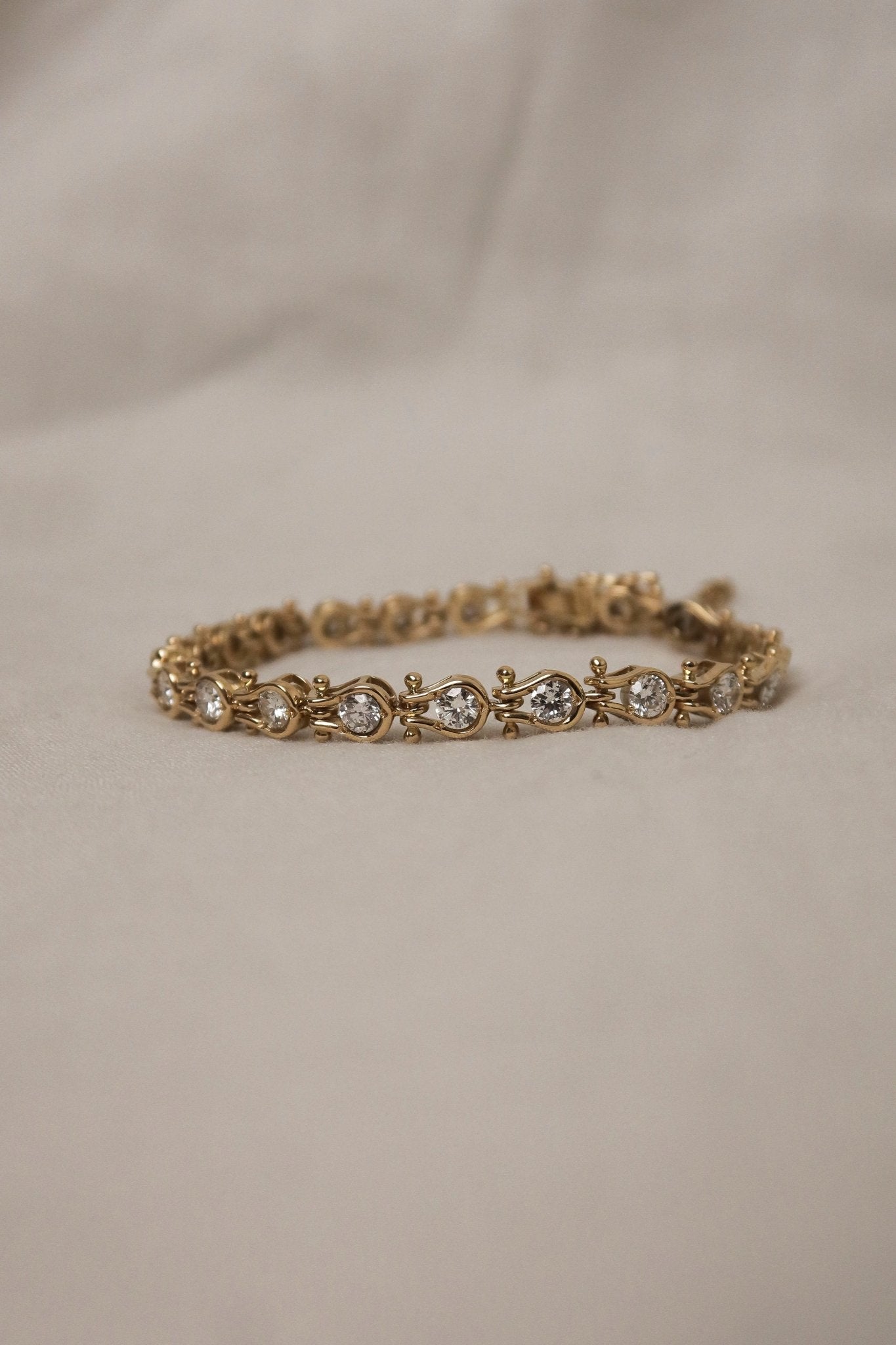 Vintage Helena Diamond Bracelet - SIA Jewelry