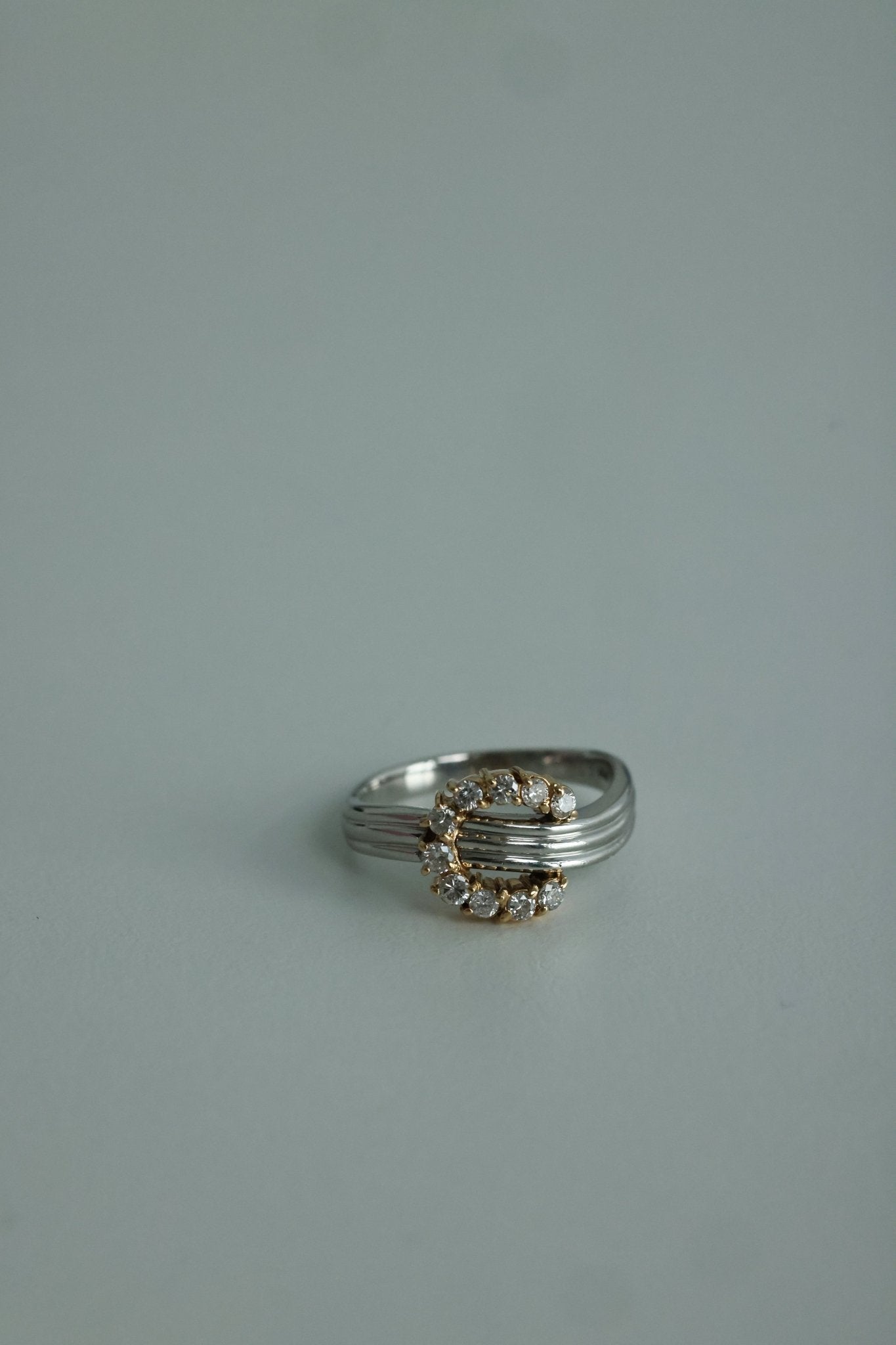 Vintage Mixed Gold Saddle Diamond Ring - SIA Jewelry