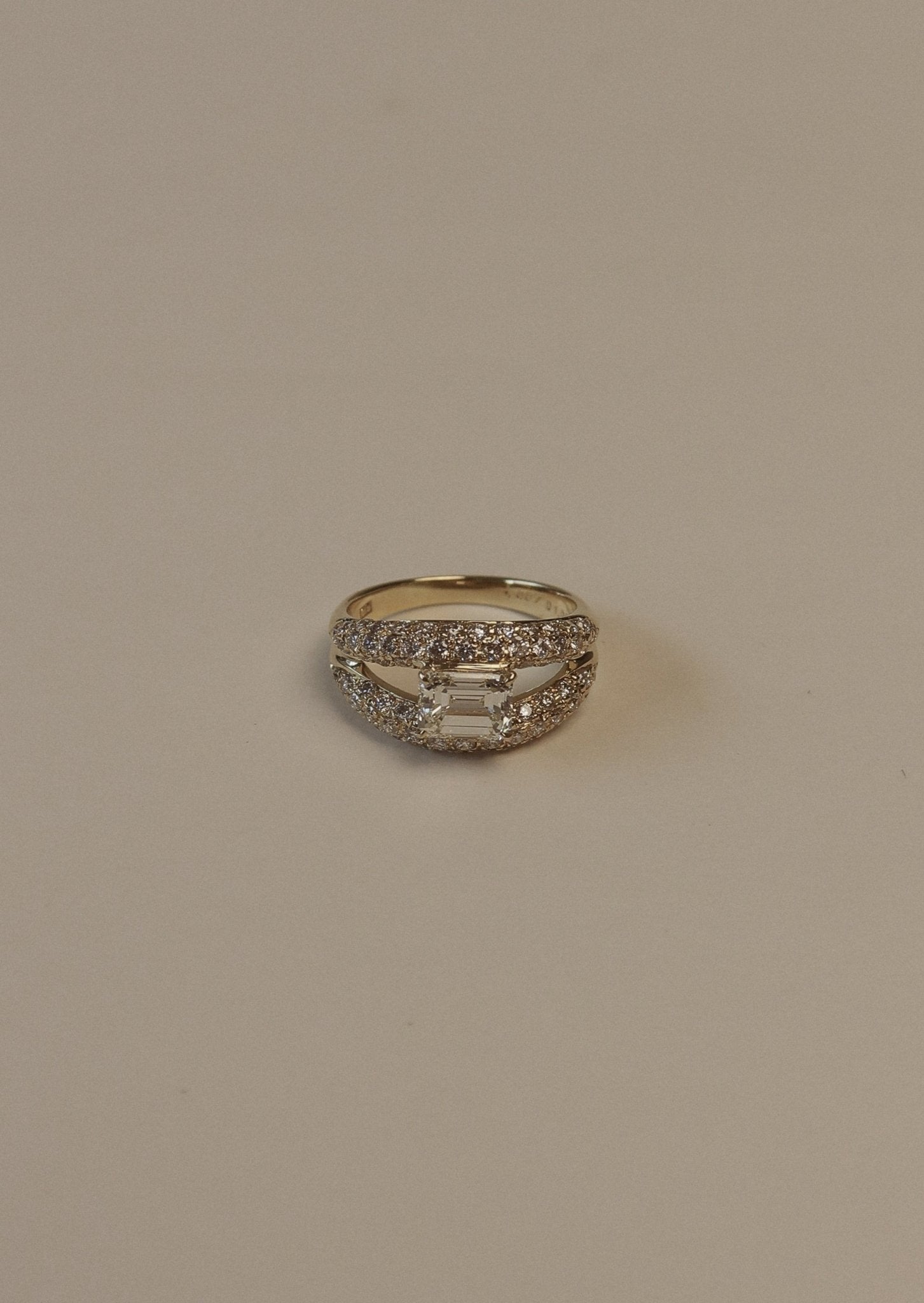 Vintage Twiny Emerald Diamond Ring - SIA Jewelry