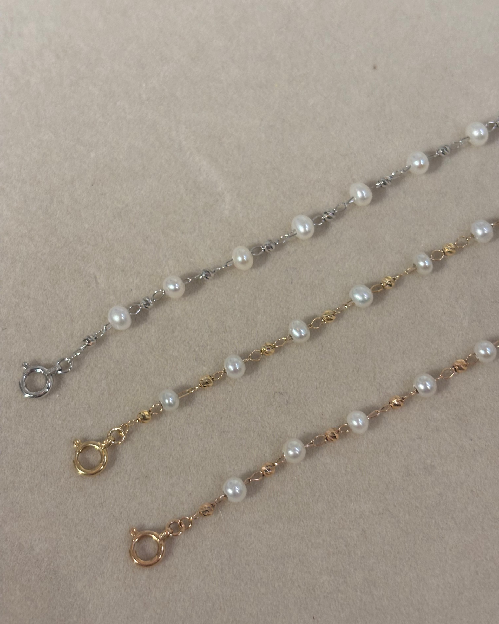 Alyssa Pearl Bracelet