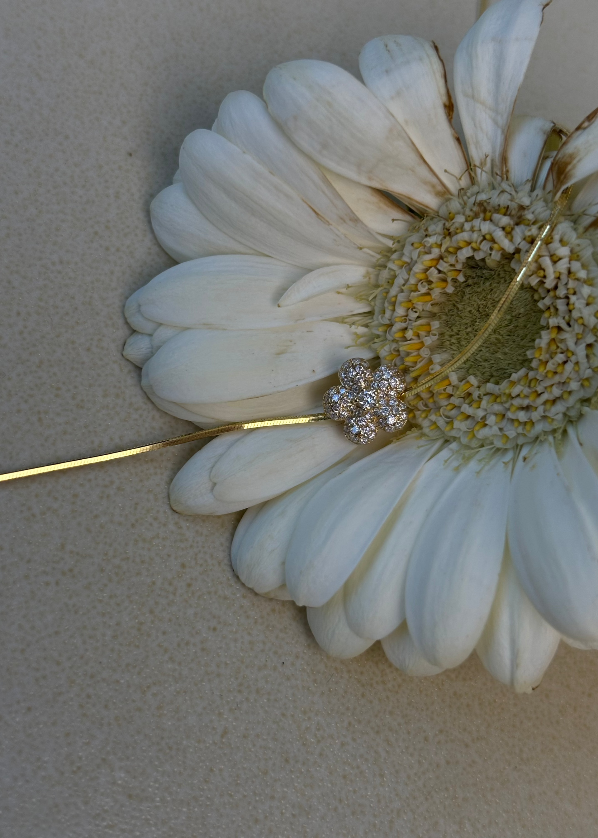 Hana Diamond Ring
