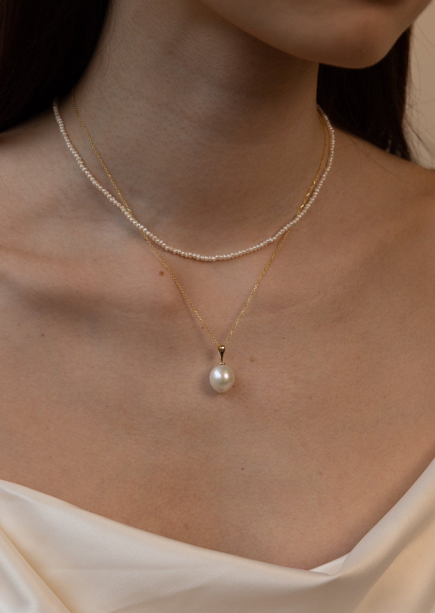 SHASHI シャシ Aisha Pearl Necklace ネックレス SHASHI Gold Aisha Pear Necklace & Double Wrap Bracelet