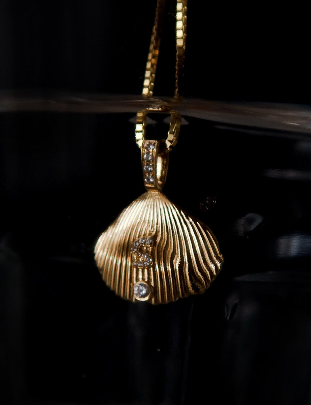 Elysian Shell Diamond Pendant - SIA Jewelry