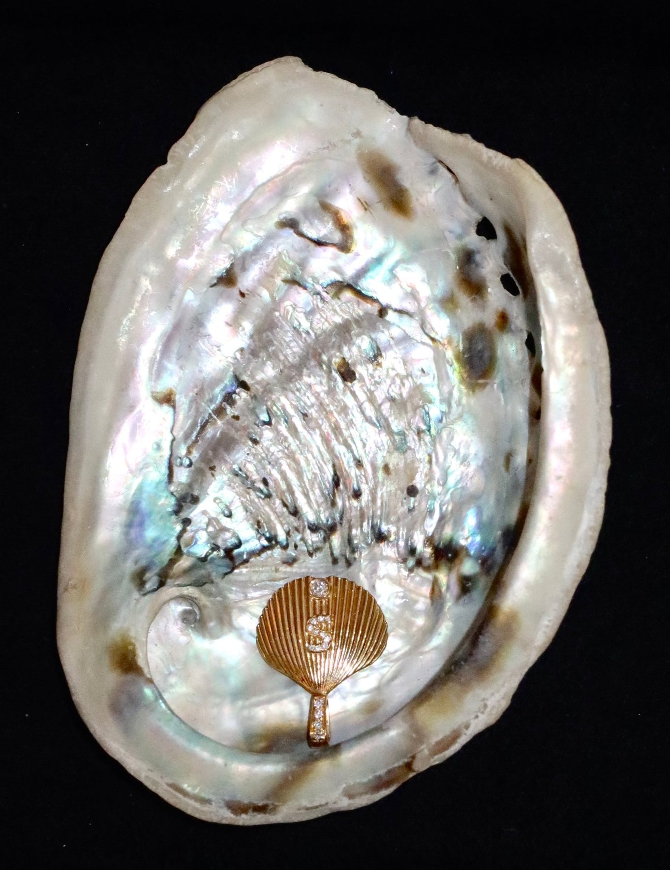 Elysian Shell Diamond Pendant - SIA Jewelry