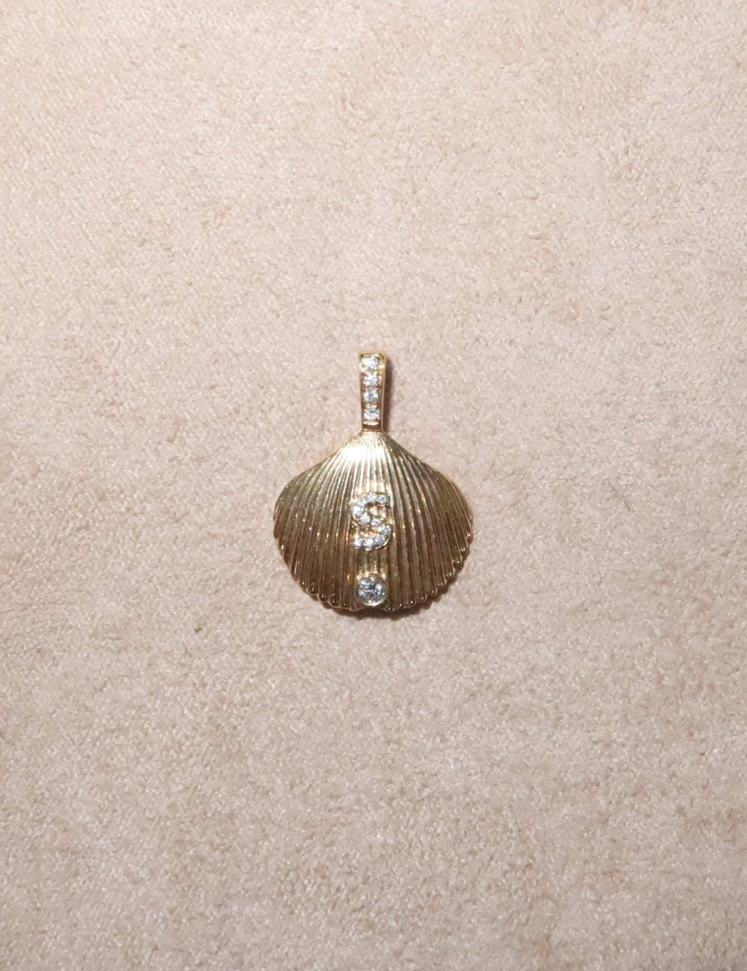 Elysian Shell Diamond Pendant - SIA Jewelry
