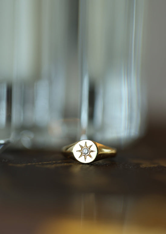 Fàc Starry Signet Ring - SIA Jewelry