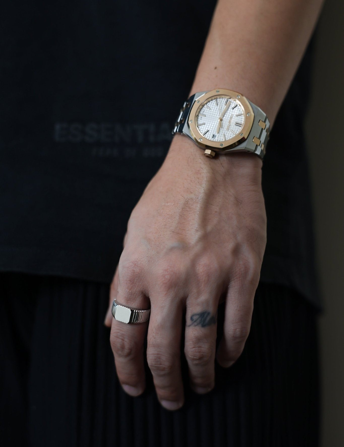 Oma Signet Ring - SIA Jewelry