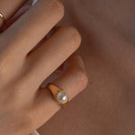 Pearl Signet Ring - SIA Jewelry