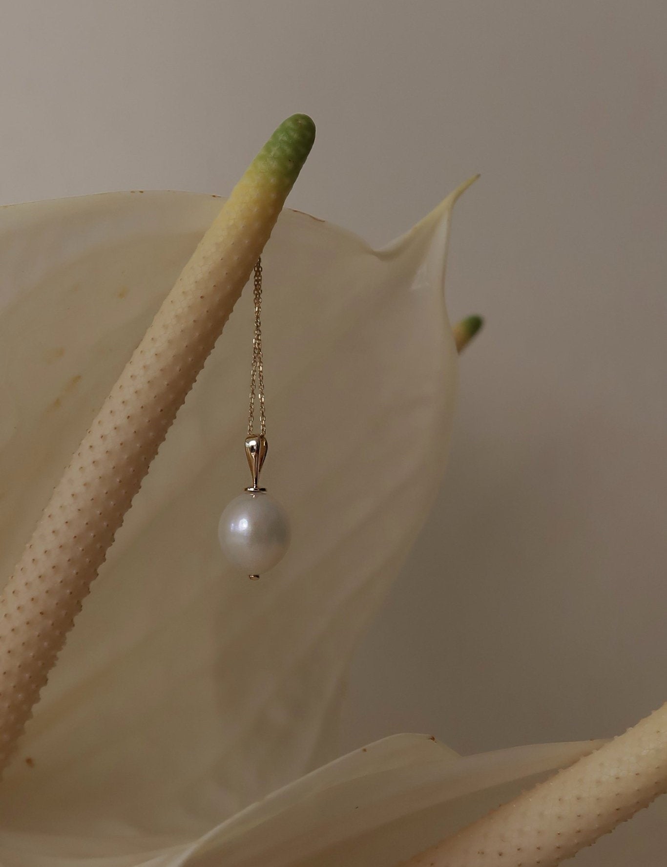 Riya Pearl Pendant - SIA Jewelry