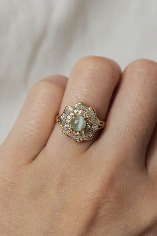 Vintage Cat Eyes Stone Diamond Ring - SIA Jewelry
