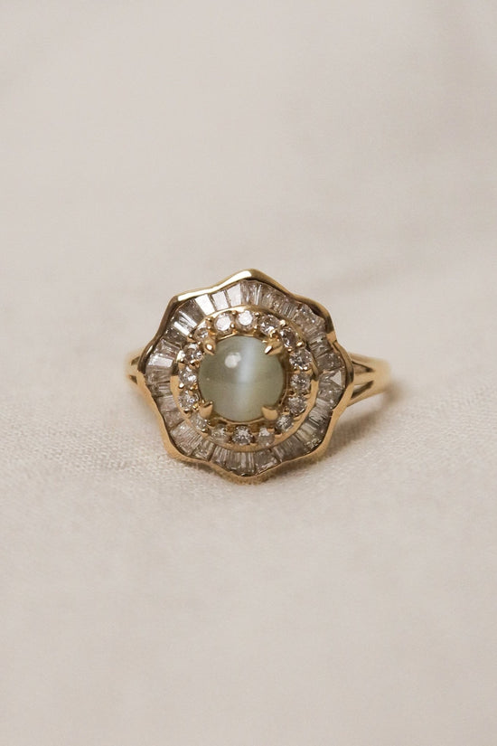 Vintage Cat Eyes Stone Diamond Ring - SIA Jewelry