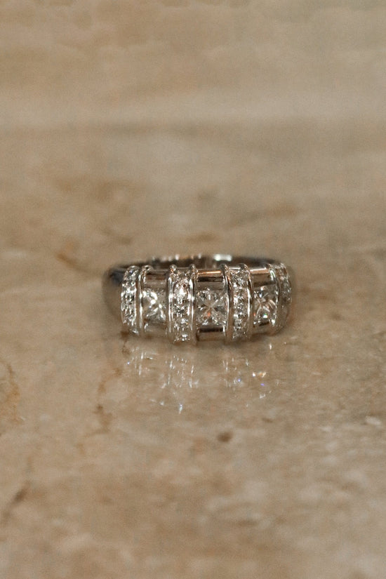 Vintage Diamond Castte Ring - SIA Jewelry