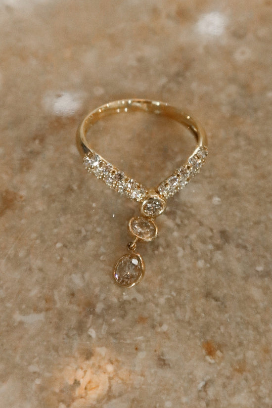 Vintage Diamond Drop Ring - SIA Jewelry