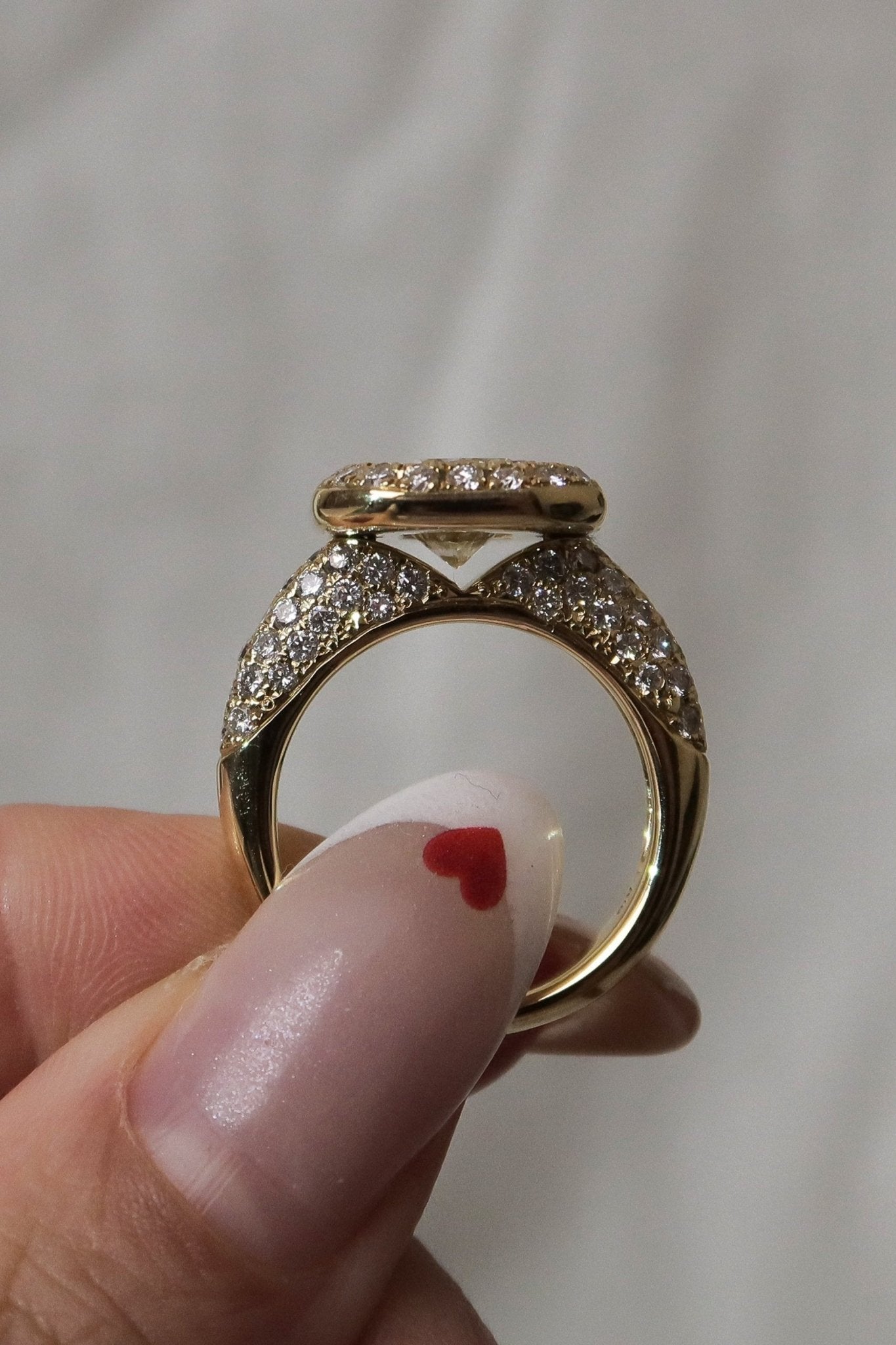 Vintage Ember Emerald Diamond Ring - SIA Jewelry