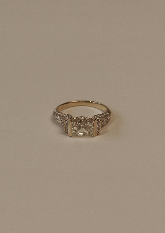 Vintage Emerald Diamond Estate Ring - SIA Jewelry